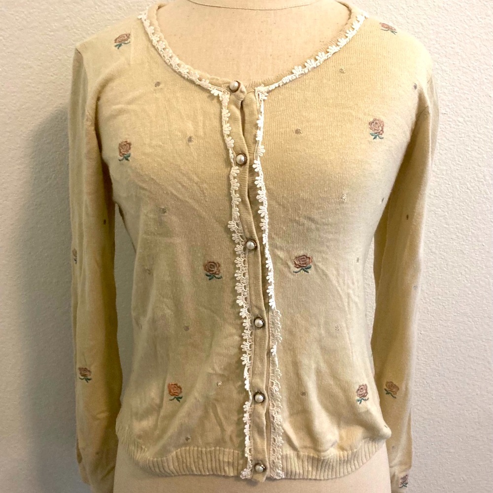 Axes Femme, fashion, Lolita cream sweater
